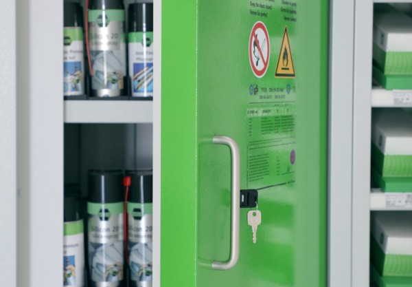 Gefahrstofflager