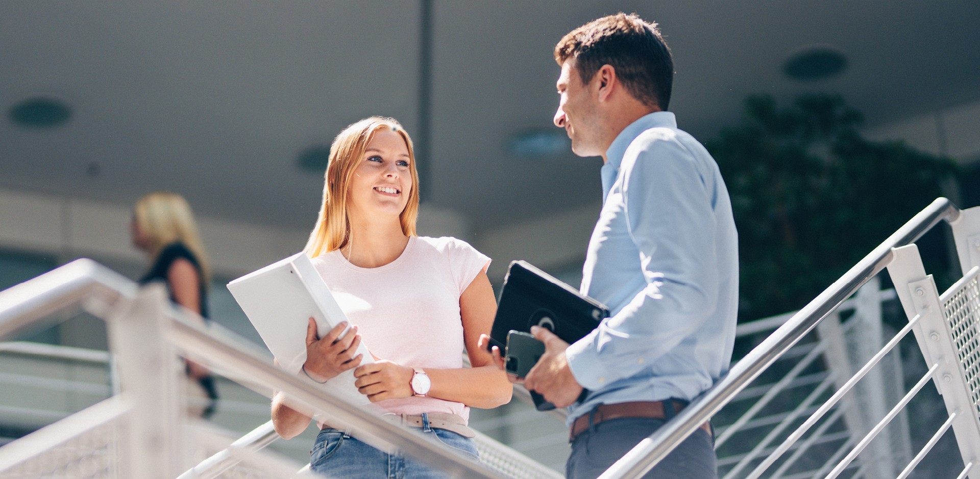 Employees in conversation