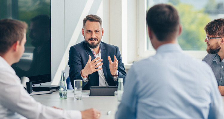 Team meeting field service